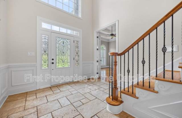 334 Stone Cliff Lane Gallery 3