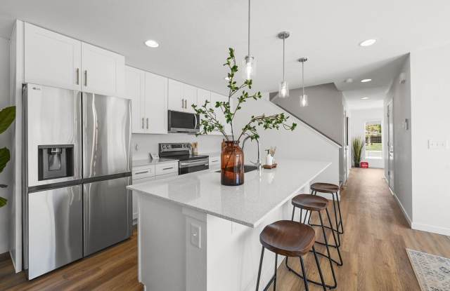 Grand Ave photos photos