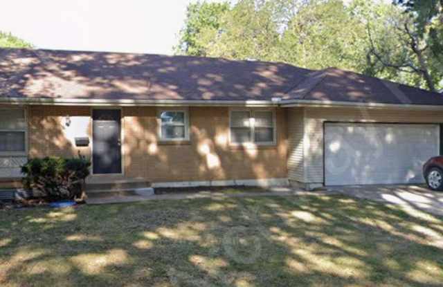 7508 Maple Ln photos photos 7508 Maple Ln photos photos