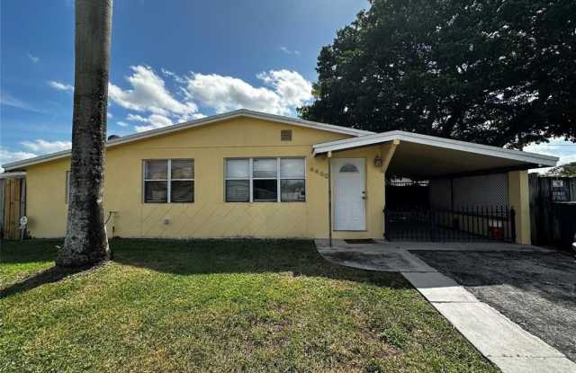 4460 NW 59th Ct photos photos