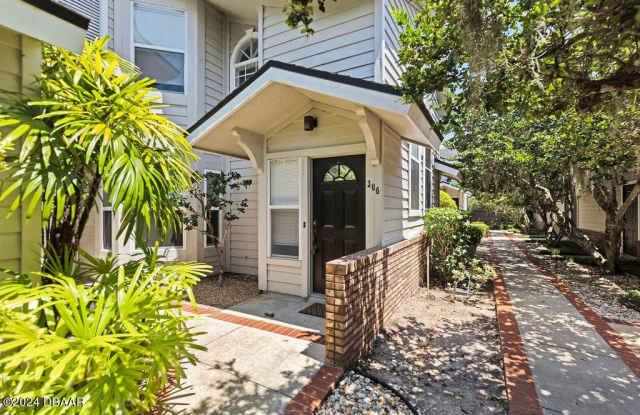 596 N Nova Road - 596 North Nova Road, Ormond Beach, FL 32174