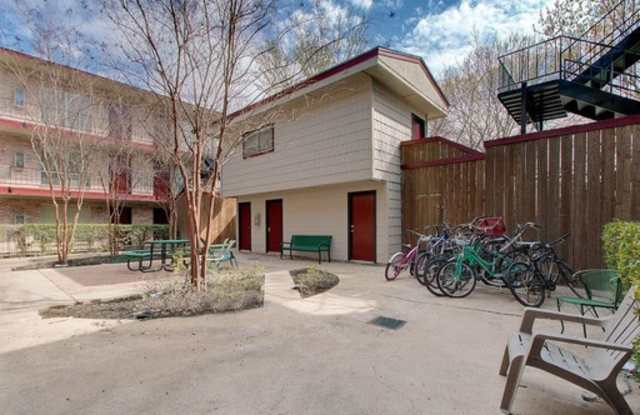 Rent specials great locations downtown and UT campus photos photos