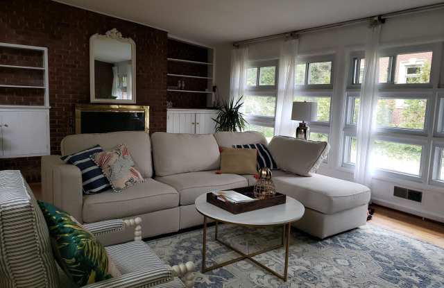 9408 FOREST HAVEN DRIVE Gallery 3
