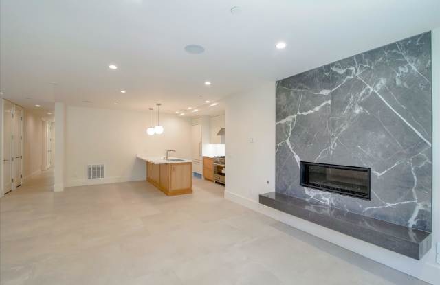 1012 Stanyan Street Gallery 4