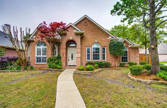 4828 Holly Berry Drive - 4828 Hollyberry Drive, Plano, TX 75093