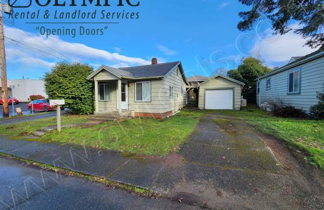 208 Clark Pl SE photos photos