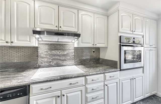 730 S Royal Crest Circle photos photos