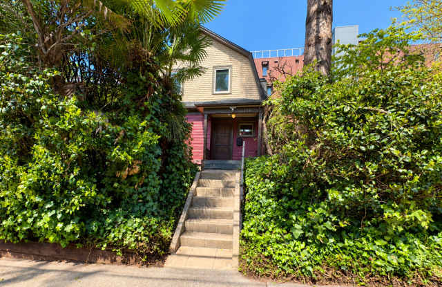 Capitol Hill Home Gallery 4