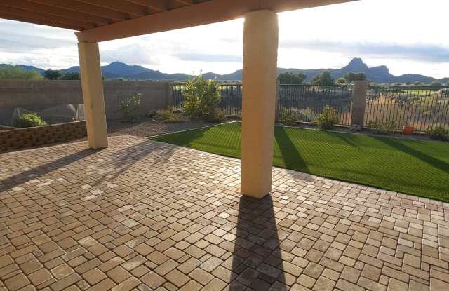 8431 N Douglas Fir Drive Gallery 2