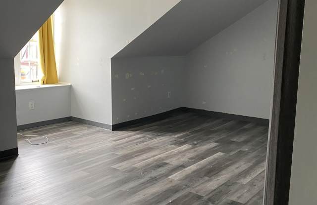 930 Spruce Street - 10 - 930 Spruce Street, Philadelphia, PA 19107