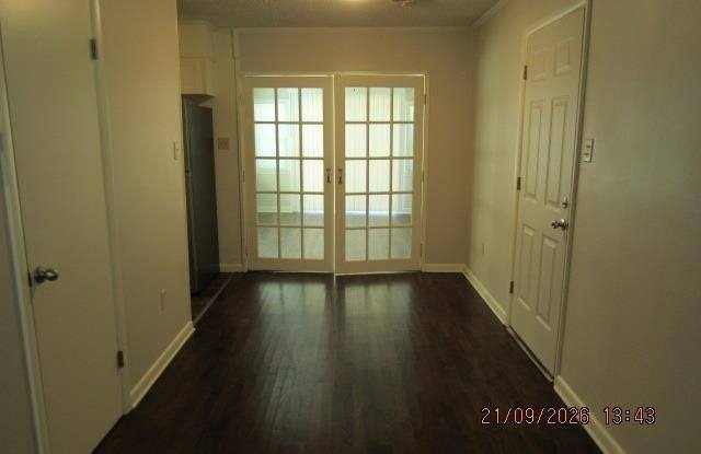 1315 Fairlane Drive Gallery 4