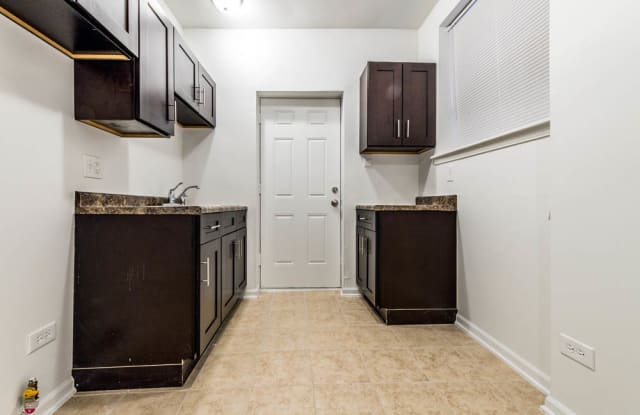 418 S Laramie photos photos