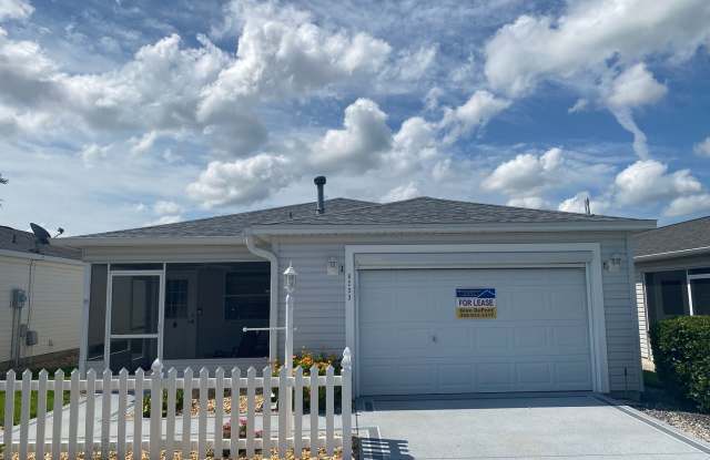 Beautiful 2 + 2 Villa, Turnkey ANNUAL Lease in Calumet Grove photos photos