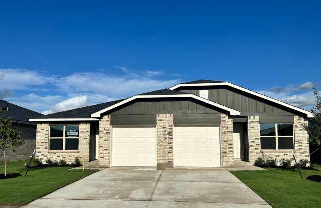 Charming 3BR Duplex in Copperas Cove - 1273 Lehmann Drive, Copperas Cove, TX 76522