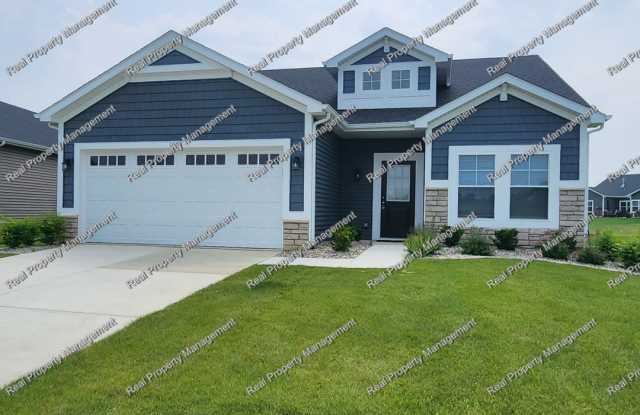 Maintenance Free 2 Bedroom Home Gallery 1