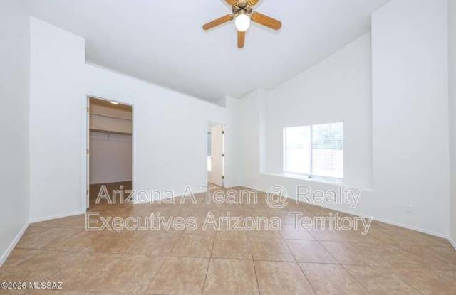 1562 West Via De Chapala Gallery 3