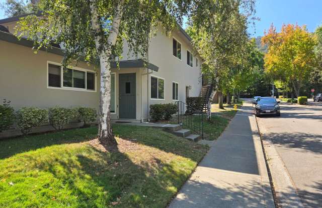 Sharp 2 bedroom in Pleasanton available now. Gallery 1