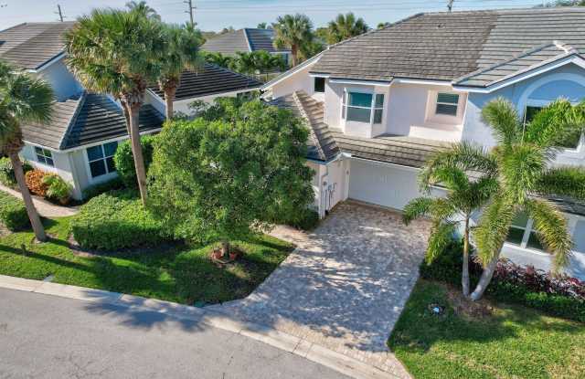 2043 Staysail Lane Gallery 2