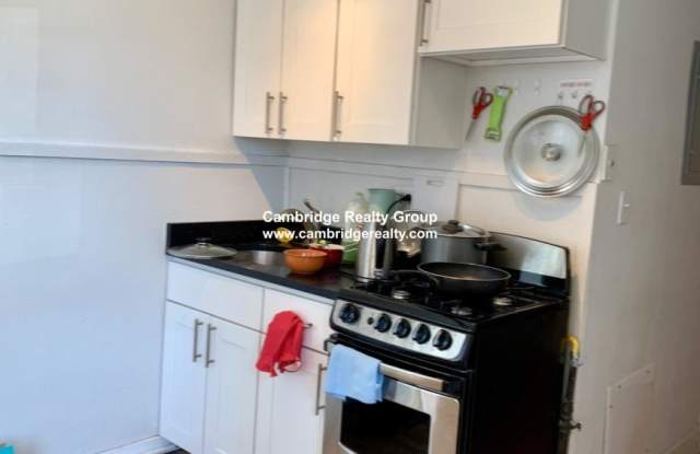 110 Willow St. photos photos