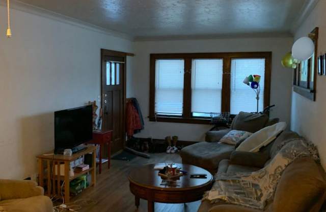 4 bedroom 2 bath available 9/1/2023 Gallery 4