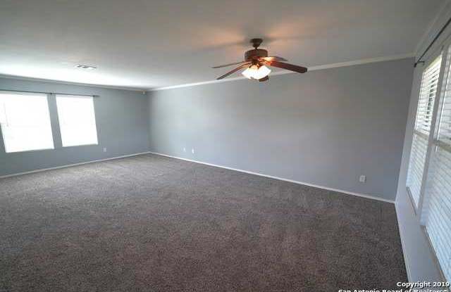 140 S WILLOW WAY Gallery 3