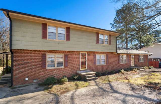 Charming 2-Bedroom townhome! photos photos