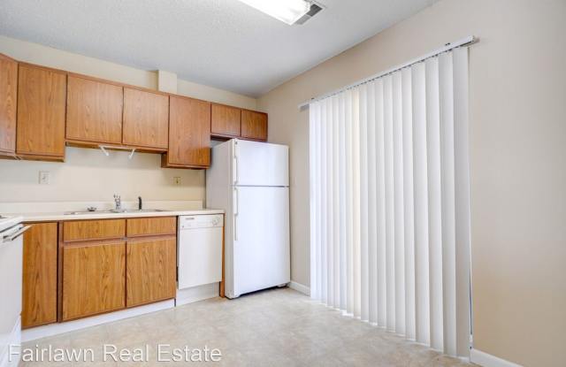 324 E. Fairlawn Dr. Gallery 3