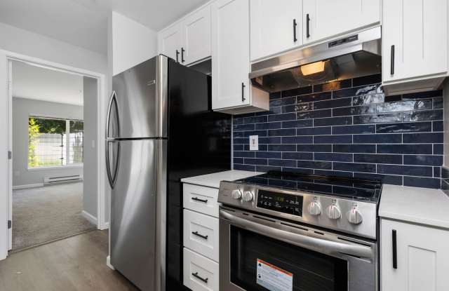 Interlake Apartments photos photos
