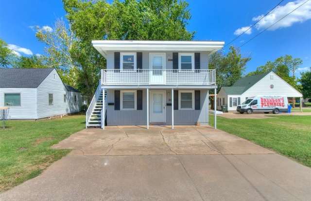 203 E Brooks Avenue photos photos