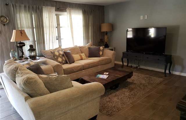 209 Avacado CT Gallery 4