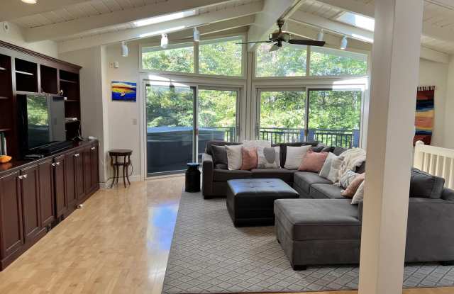 14 Upper Bay Road Gallery 2