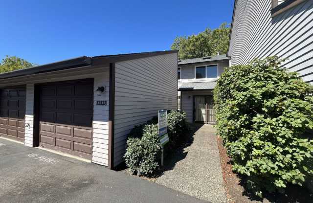 2Bd/2Ba Unit Located in a Lovely Private Neighborhood in Happy Valley ~ Detached Garage, Washer & Dryer, & Security Patrol!!! photos photos