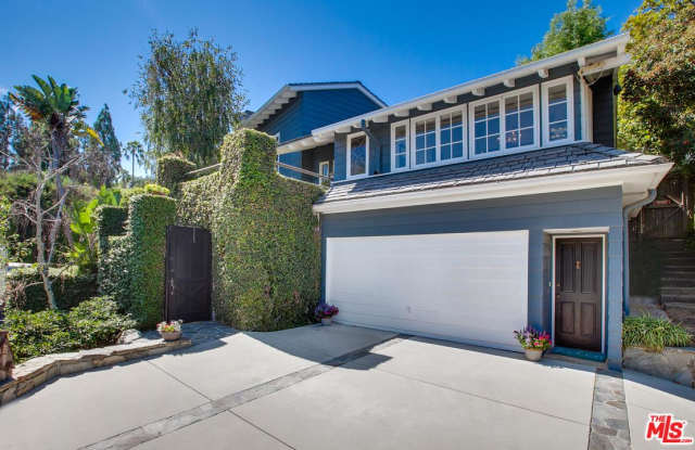 3131 TORREYSON Place Gallery 2