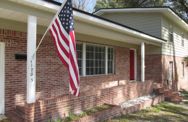 11705 FRANCIS DRAKE DR - 11705 Francis Drake Drive, Jacksonville, FL 32225