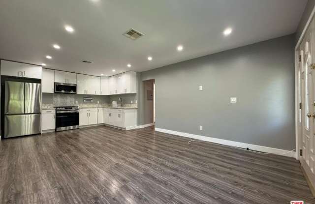 6632 Coldwater Canyon Ave photos photos
