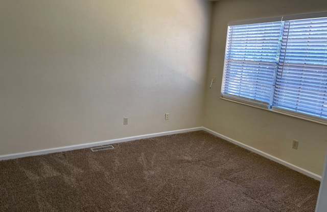 PORTLAND TOWNHOMES - 2630 Old Bainbridge Road, Tallahassee, FL 32303 PORTLAND TOWNHOMES - 2630 Old Bainbridge Road, Tallahassee, FL 32303