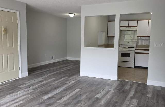 26 Colonial Court Gallery 2