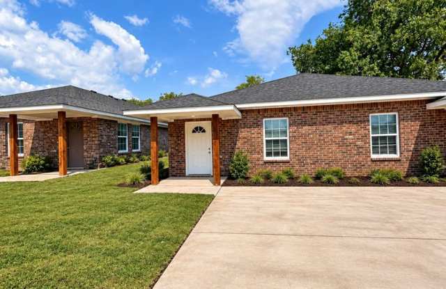 Brand-New 3BR/2BA Duplex Near Shopping & Fort Sill Gallery 3