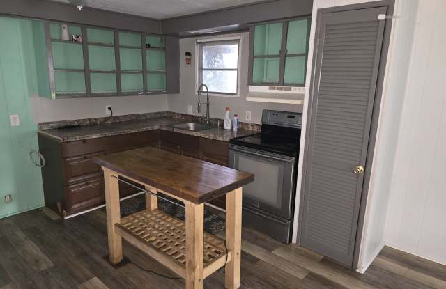 335 1st Avenue North photos photos