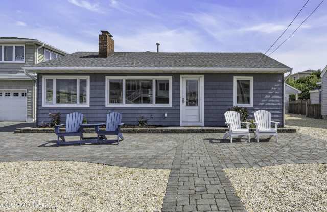 5 Dover Avenue photos photos