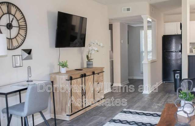 2225 Kilborne Drive Apt H photos photos