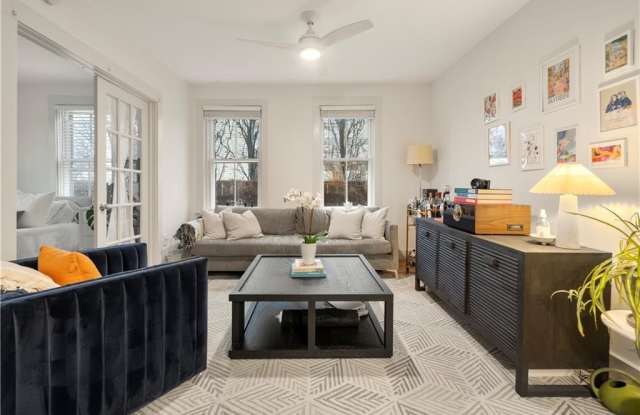 33 Marsh Street photos photos