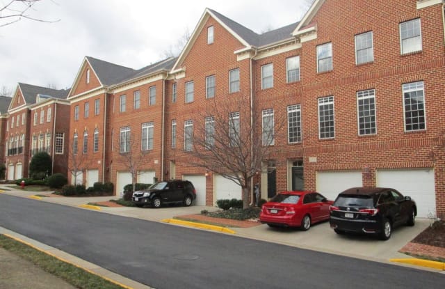 47788 Scotsborough Sq #26 - 47788 Scotsborough Sq, Lowes Island, VA 20165