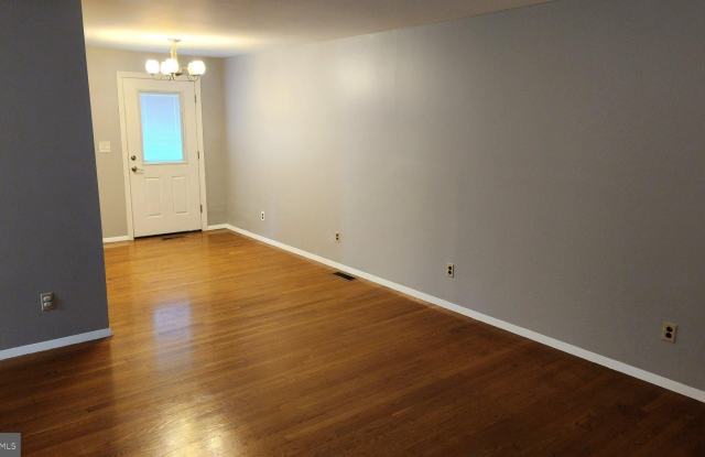 1602 ELSON Street Gallery 4