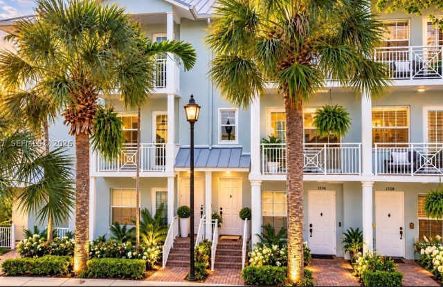 1332 SW 2nd Ct Gallery 2