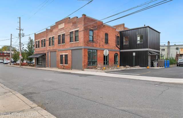 13 Kennedy Street Gallery 2