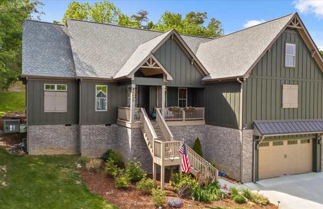8635 Woodbury Acre Court Gallery 1