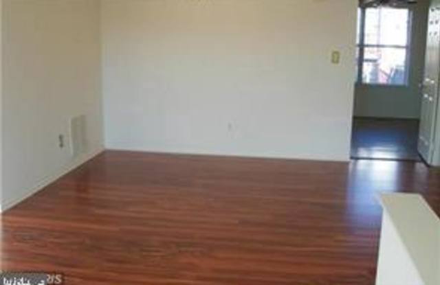 7417 COURTLAND CIRCLE Gallery 4