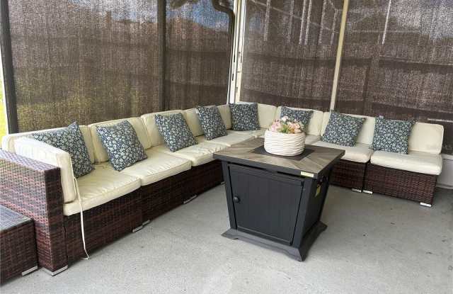 2904 CANOE Circle Gallery 3
