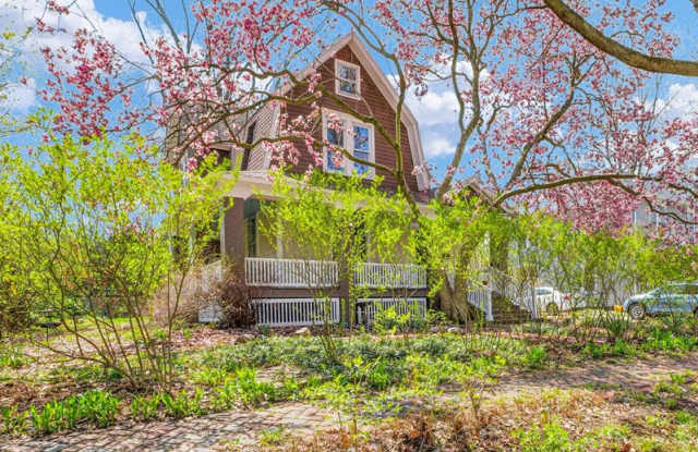 609 West California Avenue photos photos